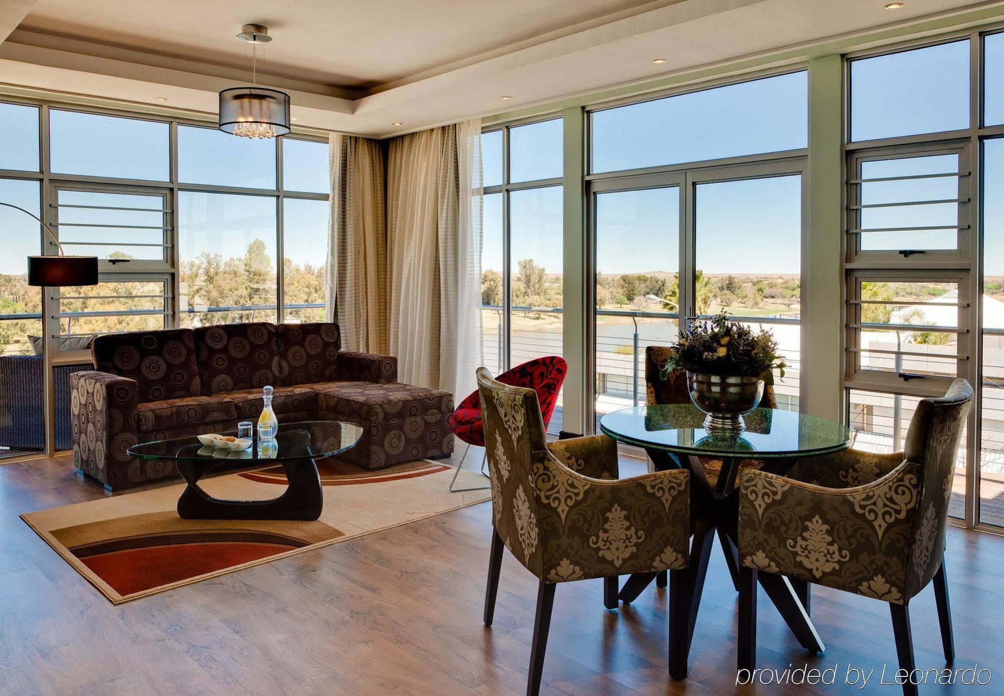 The Oasis Hotel Upington Eksteriør billede